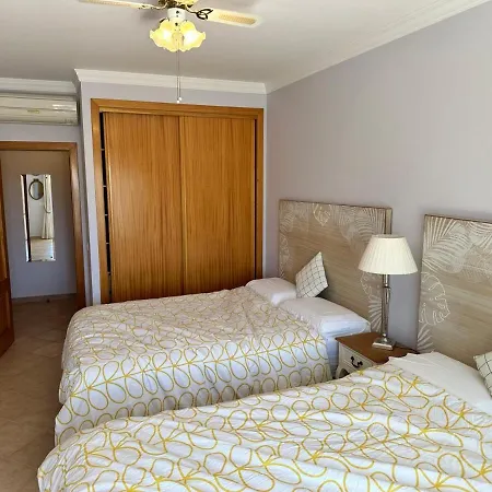 Garvey Algarve - Luxurious Town House With Pool 法鲁区