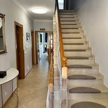 Garvey Algarve - Luxurious Town House With Pool 法鲁区