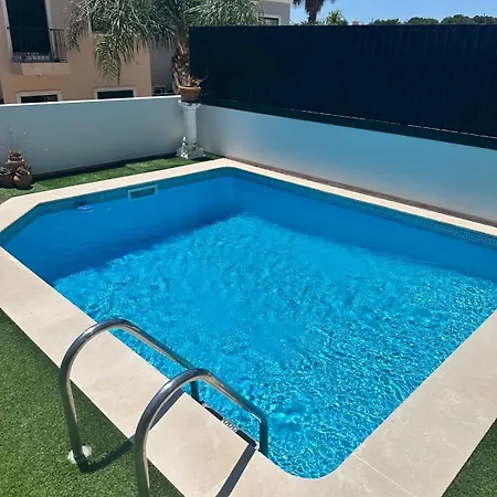 Garvey Algarve - Luxurious Town House With Pool