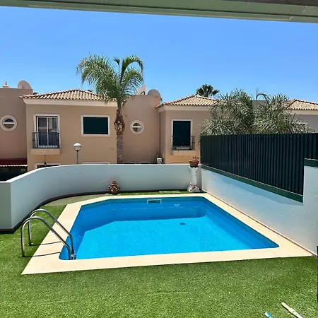 Garvey Algarve - Luxurious Town House With Pool *